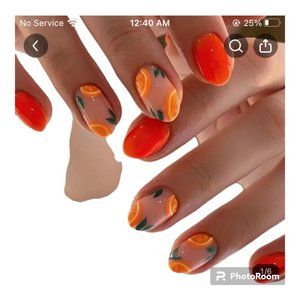 24 Pc Oval "Orange Slices" Medium Press on Nail Set